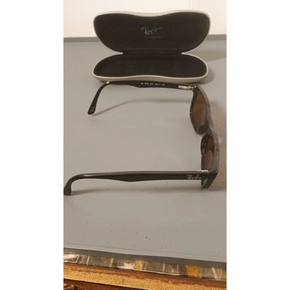 Ray-Ban Black Frame Brown Lens Wayfarer Sunglasses